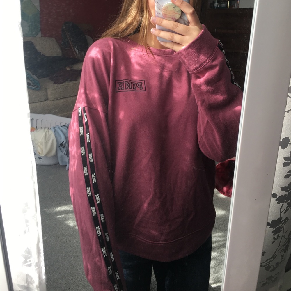 VSPINK Crewneck
